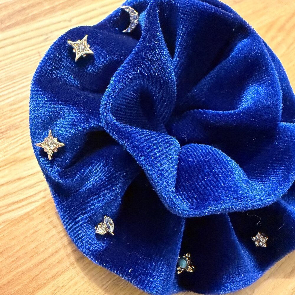 NWT Free People Rosette Stud Earring Pack Brooch Celestial - Sapphire Blue - Picture 7 of 9